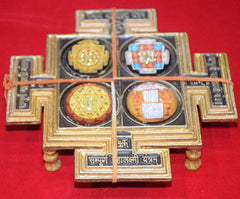 Sampurna Mahalaxmi Yantra Chowki in Brass – Sacred Wealth & Prosperity Idol for Home Temple & पूजा