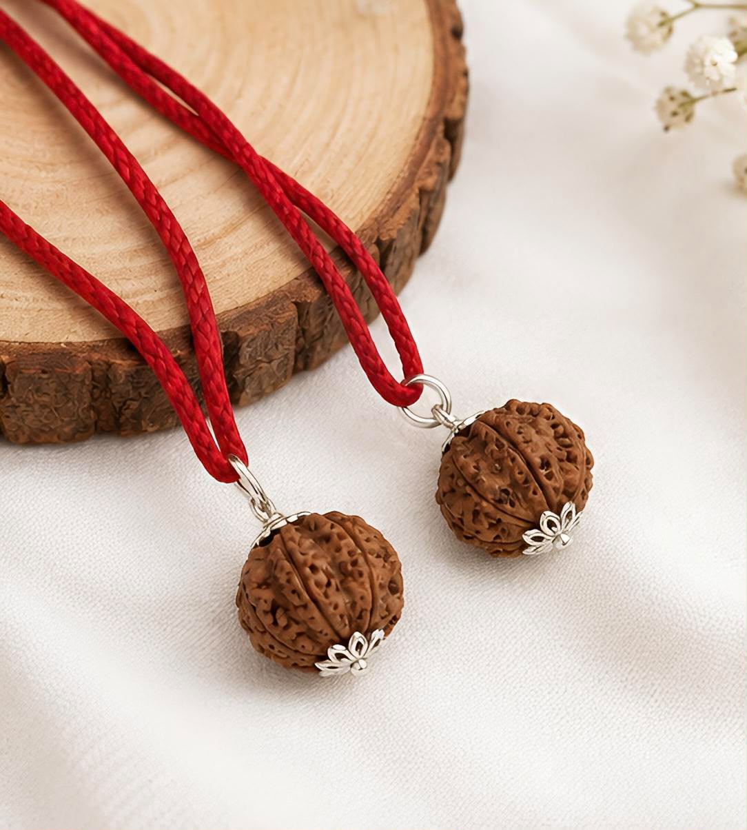 RUDRADIVINE 5 Mukhi Rudraksha Pendant with Red Sacred Mauli Thread for Puja